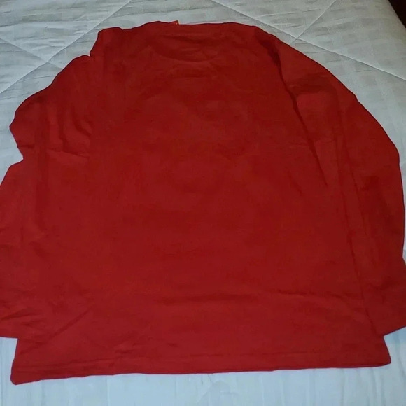 Marvel Santa Spiderman Christmas Boy's' Red Crewneck Tshirt Size XL NWT - Picture 5 of 5